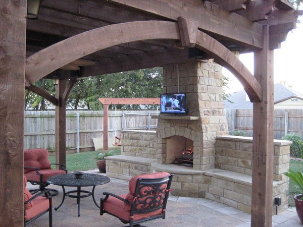 tv-fireplace-pergola-5