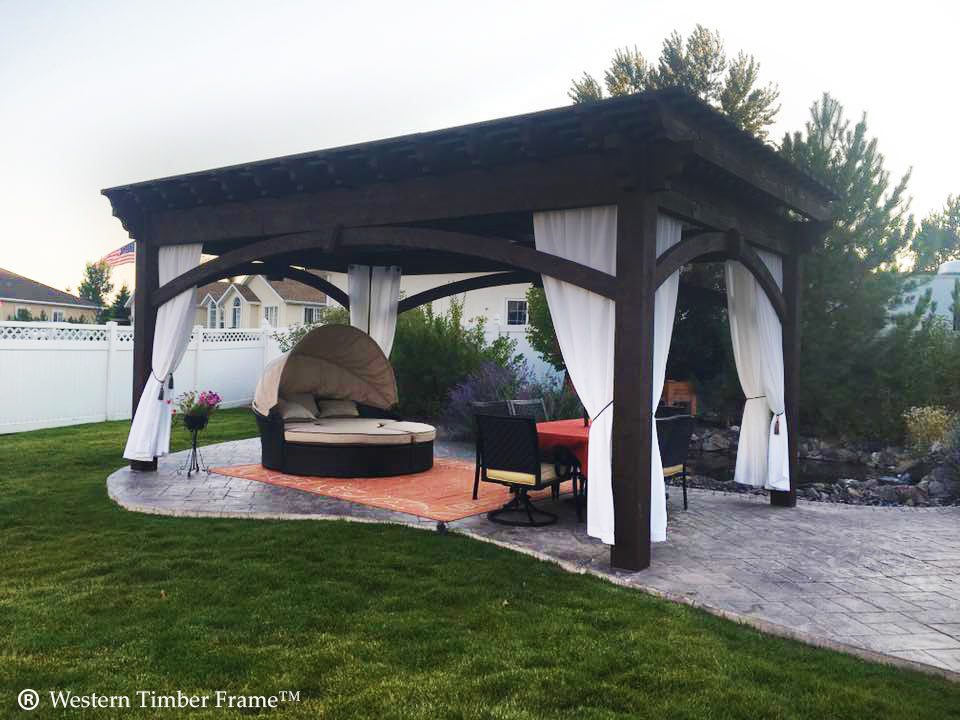 owens-14×22-pergola-shade pergola privacy curtains bed