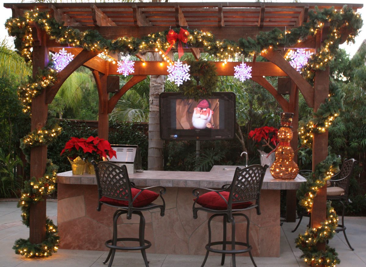 christmas-pergola.jpg