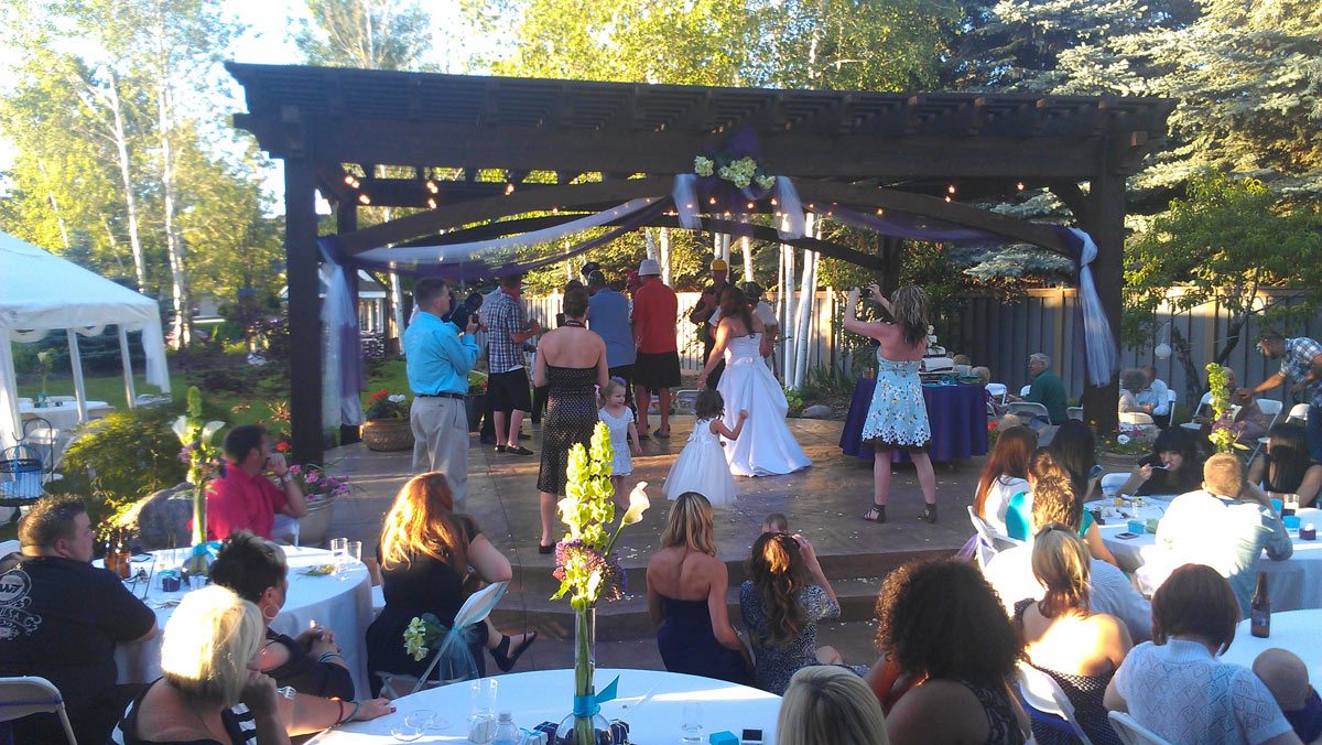 wedding-purple-wtf wedding-purple-wtf