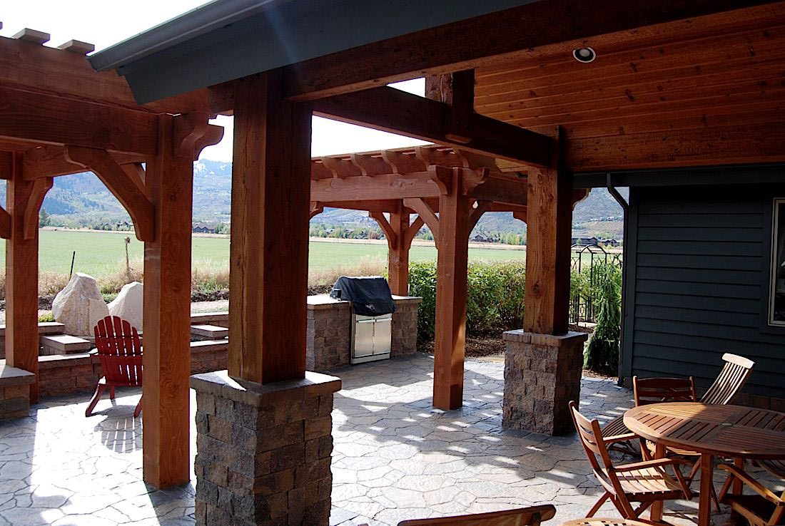 Carmichael-custom-pergola-13x13