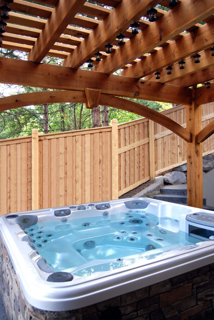 Christenson-12x16-hot-tub