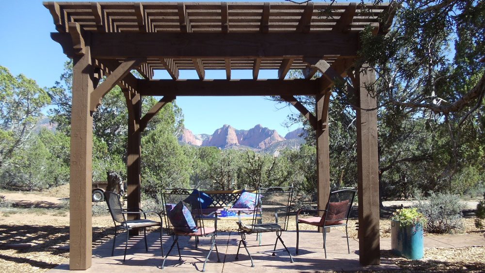 walkowiak3-sm-pergola solid wood timber frame pergola