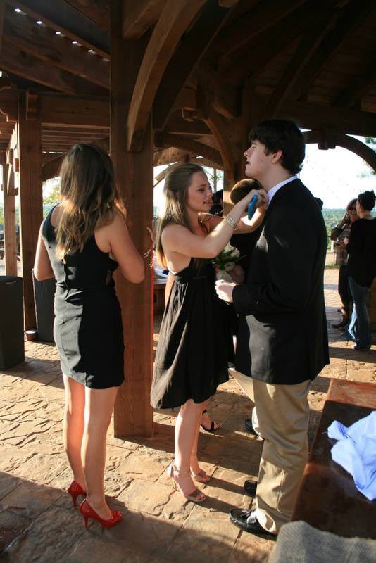 standing-creek-couple-pergola