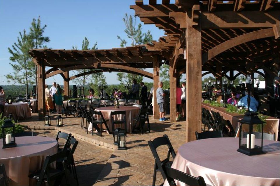 outdoor wedding shade pergola