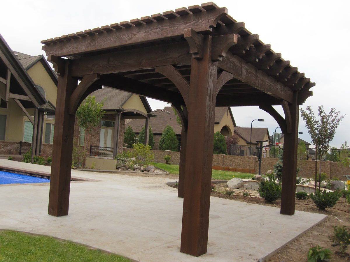 pooliside pergola