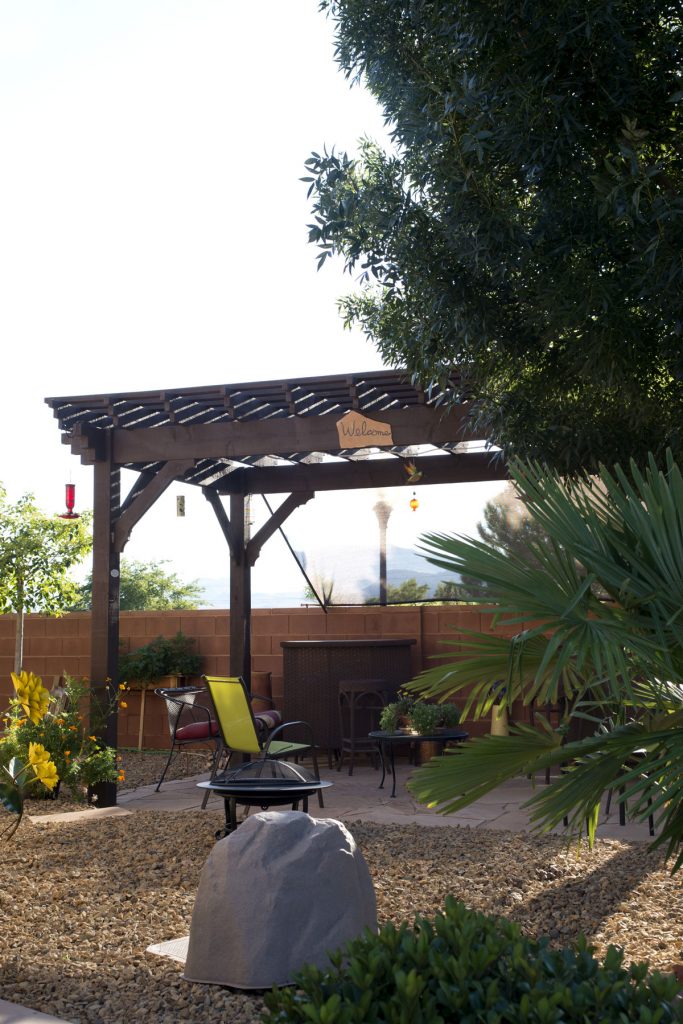Farmer-dewey-pergola7 timber frame pergola kit