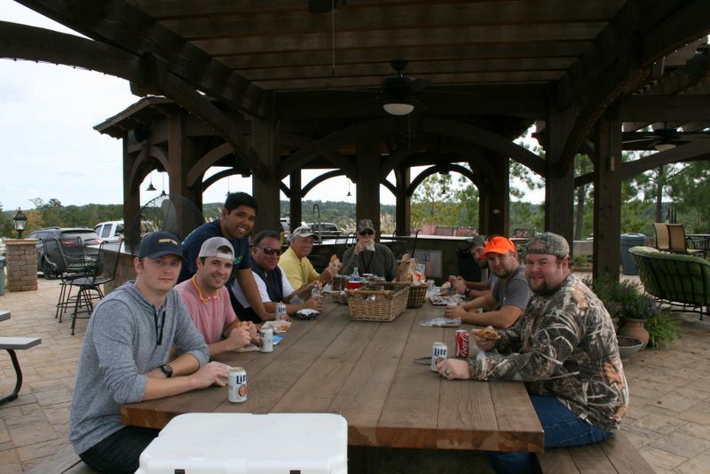 picnic-men-pergola