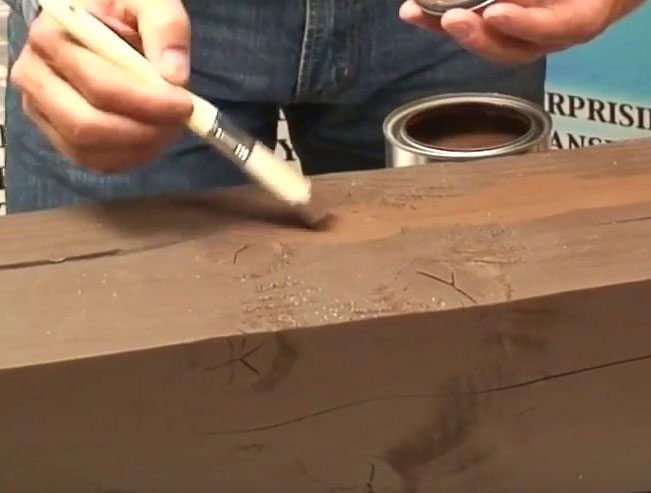 staining-timber-post2 staining-timber-post