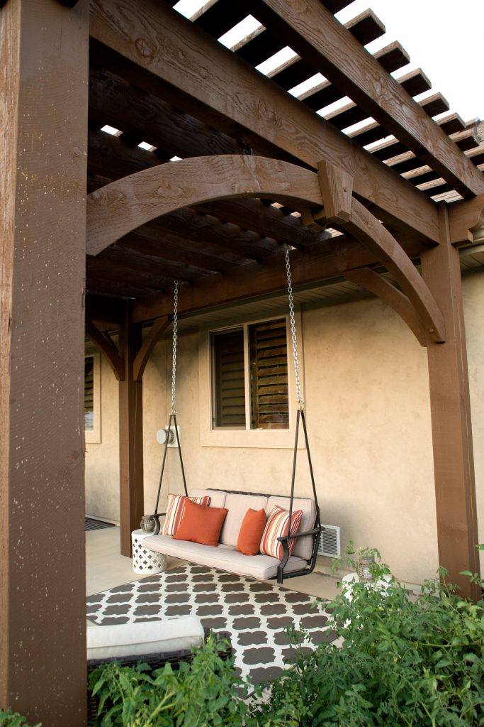 Dowdle-dan-pergola-side swing pergola patio