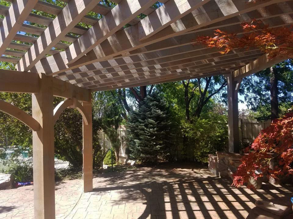 contemporary style pergola