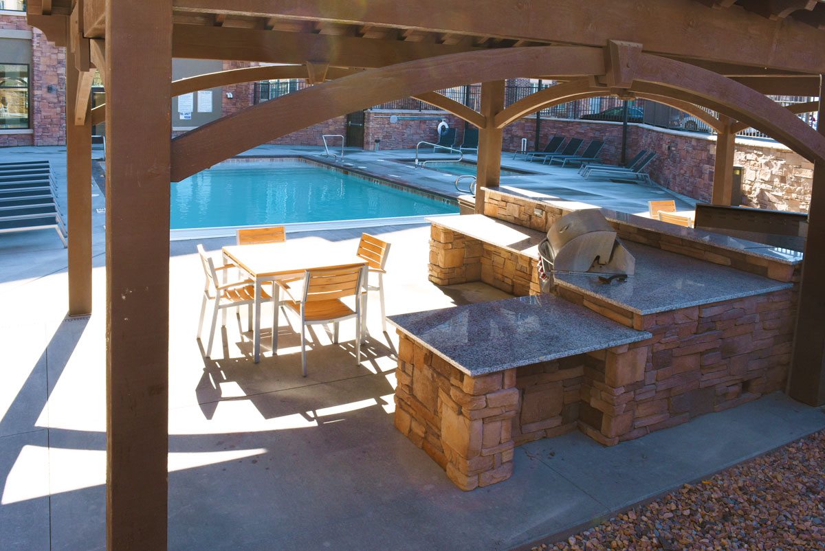 jordan-statton-pavilion-pool pavilion timber frame bbq