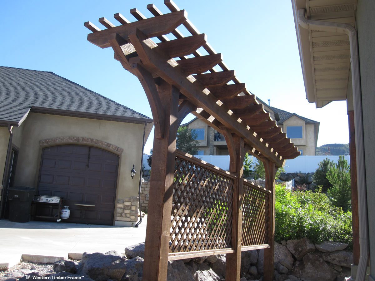 buto-trellis-privacy-lattice-shade