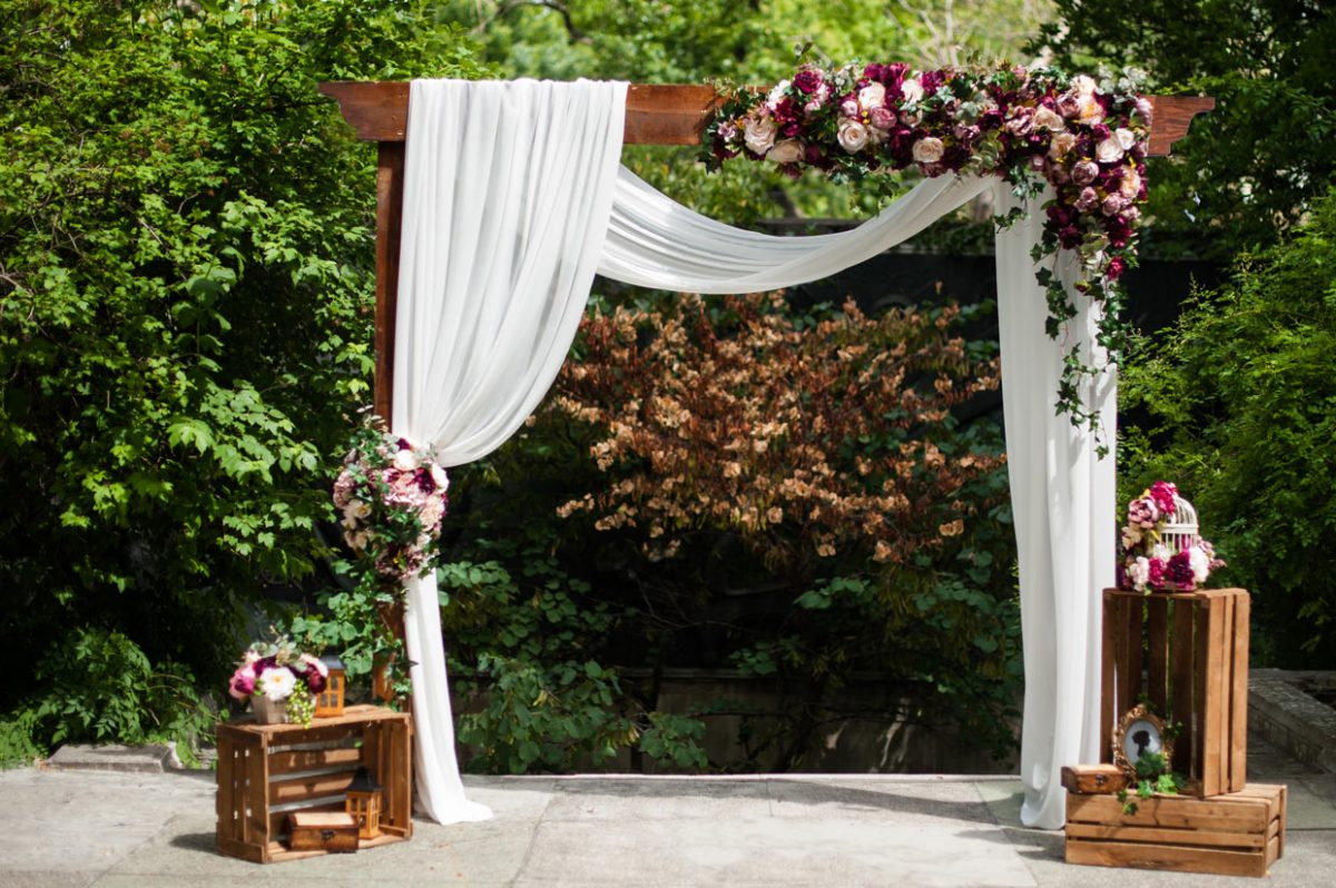 wedding-arbor-decorated Wedding arbor decorated
