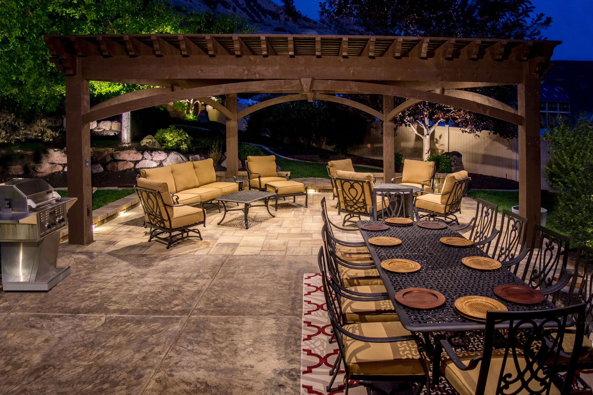 Lowery-pergola-trapezoid-at-nights tapezoid pergola