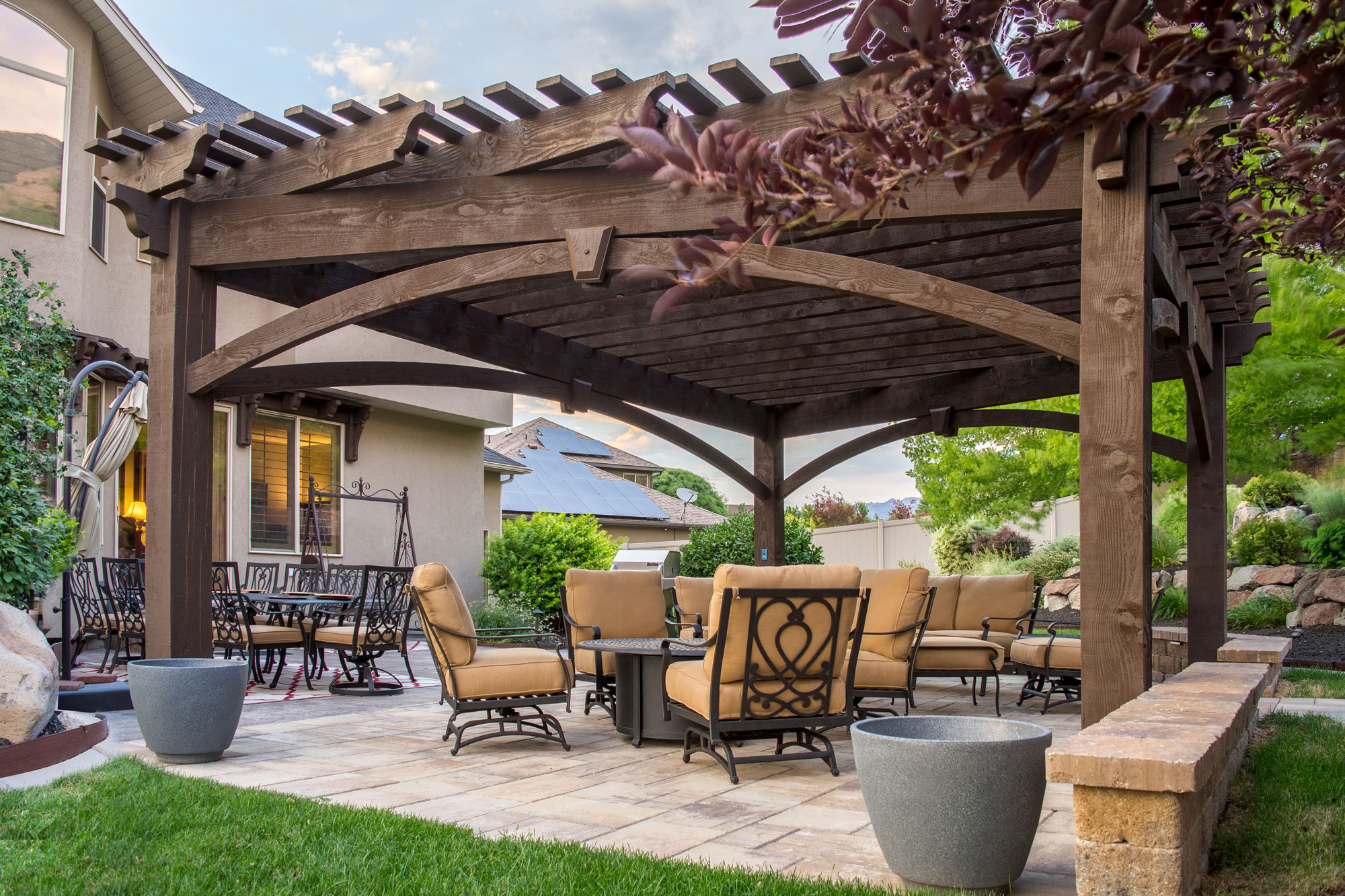 Lowery-pergola-trapezoid-side-view trapezoid pergola awning