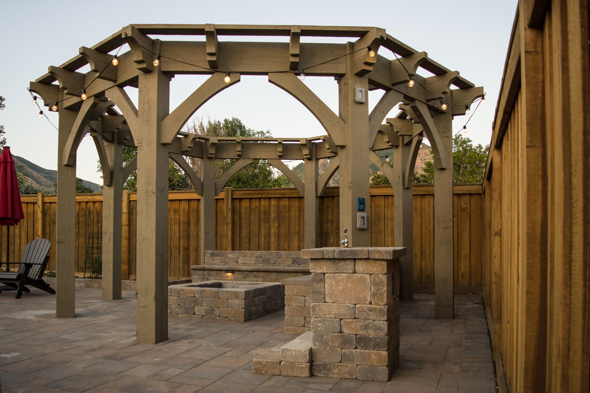 Millerj-8gon-trellis-firepit trellis 8-gon