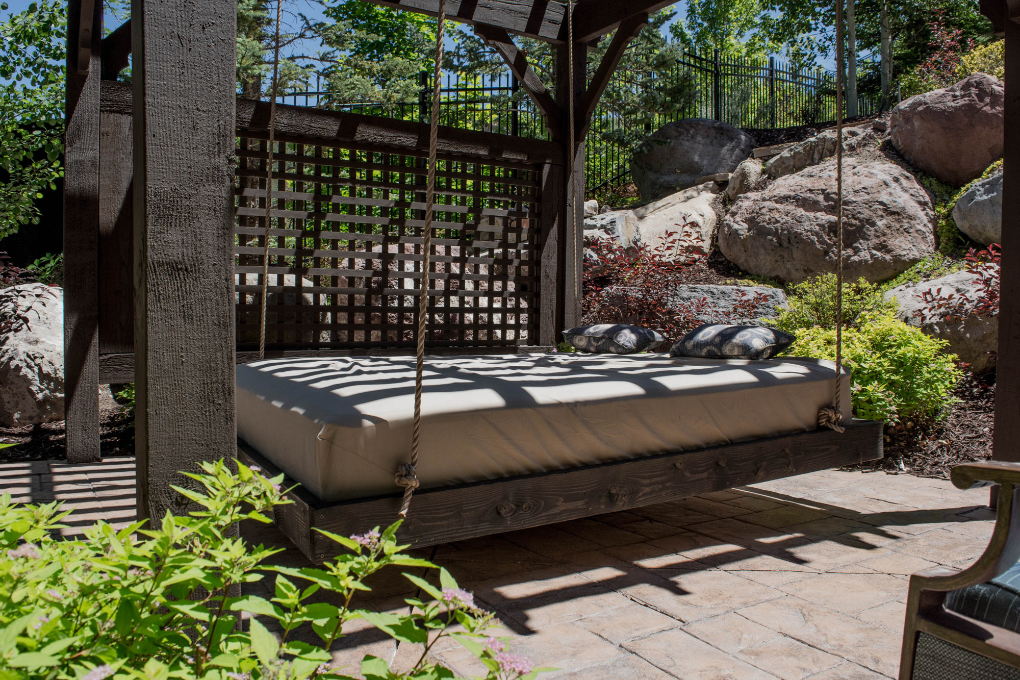 suspended bed pergola