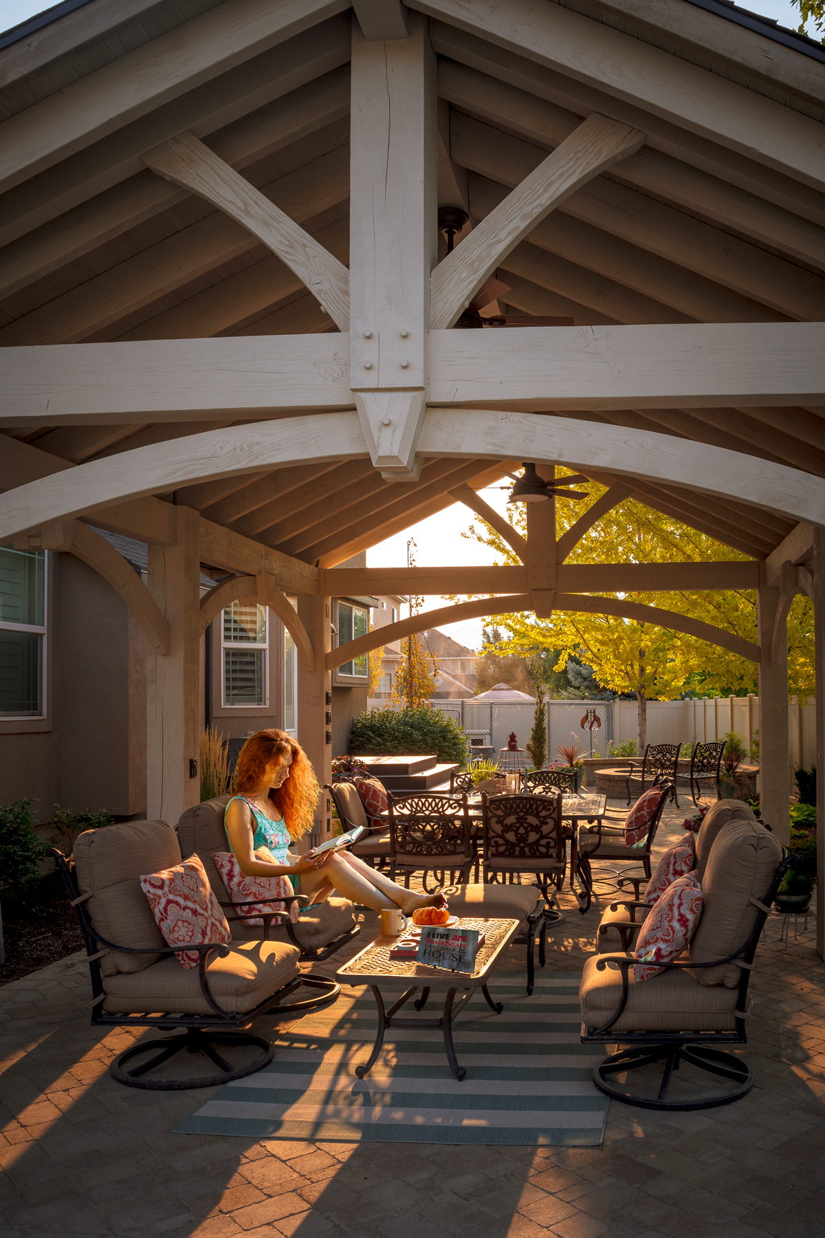 pavilion-arched-braces-woman pavilion