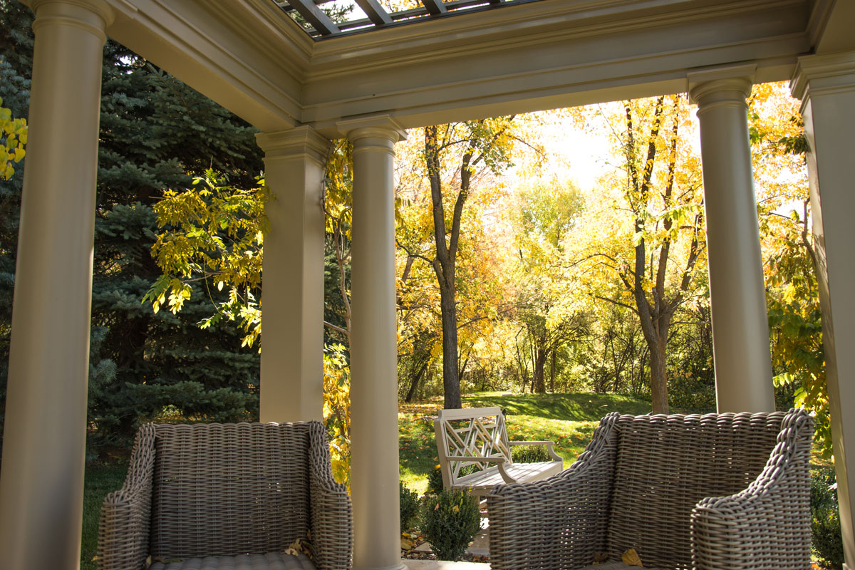 wicker chairs pergola