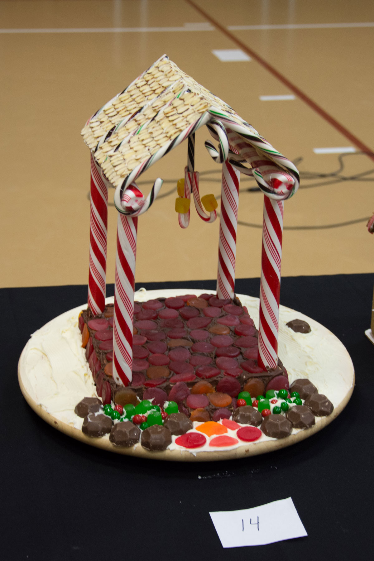 candy-cane-pergola candy cane pergola