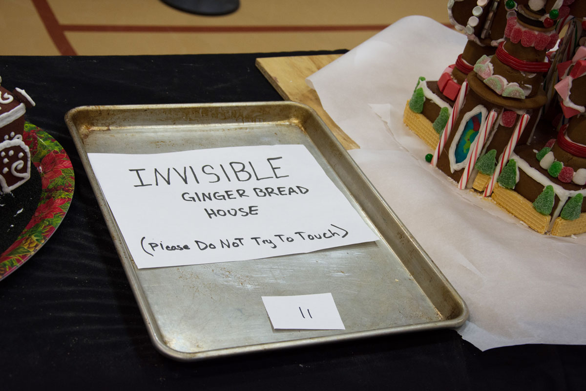 gingerbread-invisible-cooking-sheet invisible gingerbread house on cooking sheet