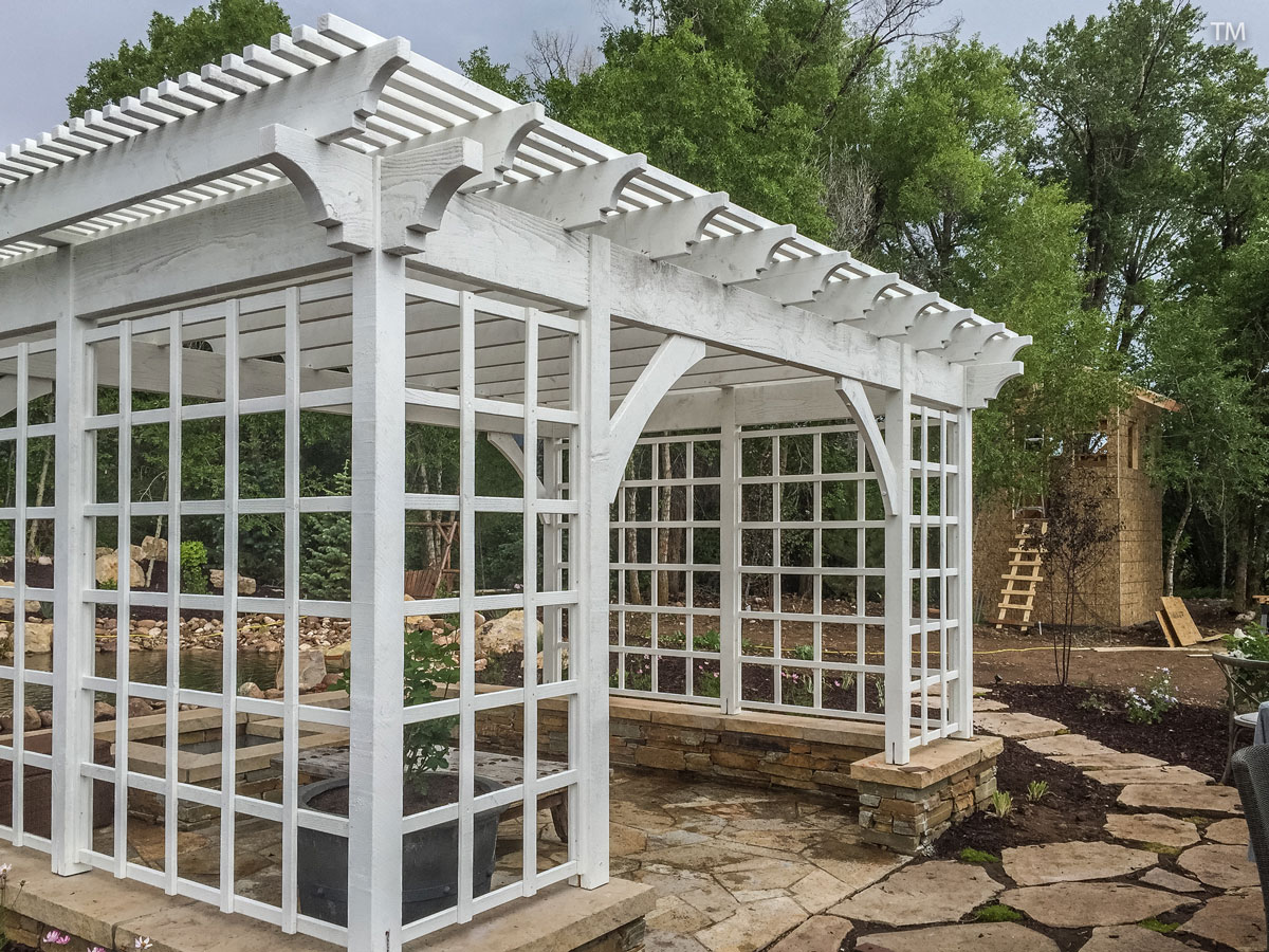 pergola-trellises-lattices-garden latticed privacy walls