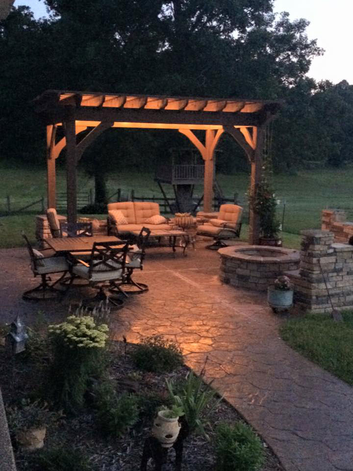 mullins-night-light-pergola with lights on pergola