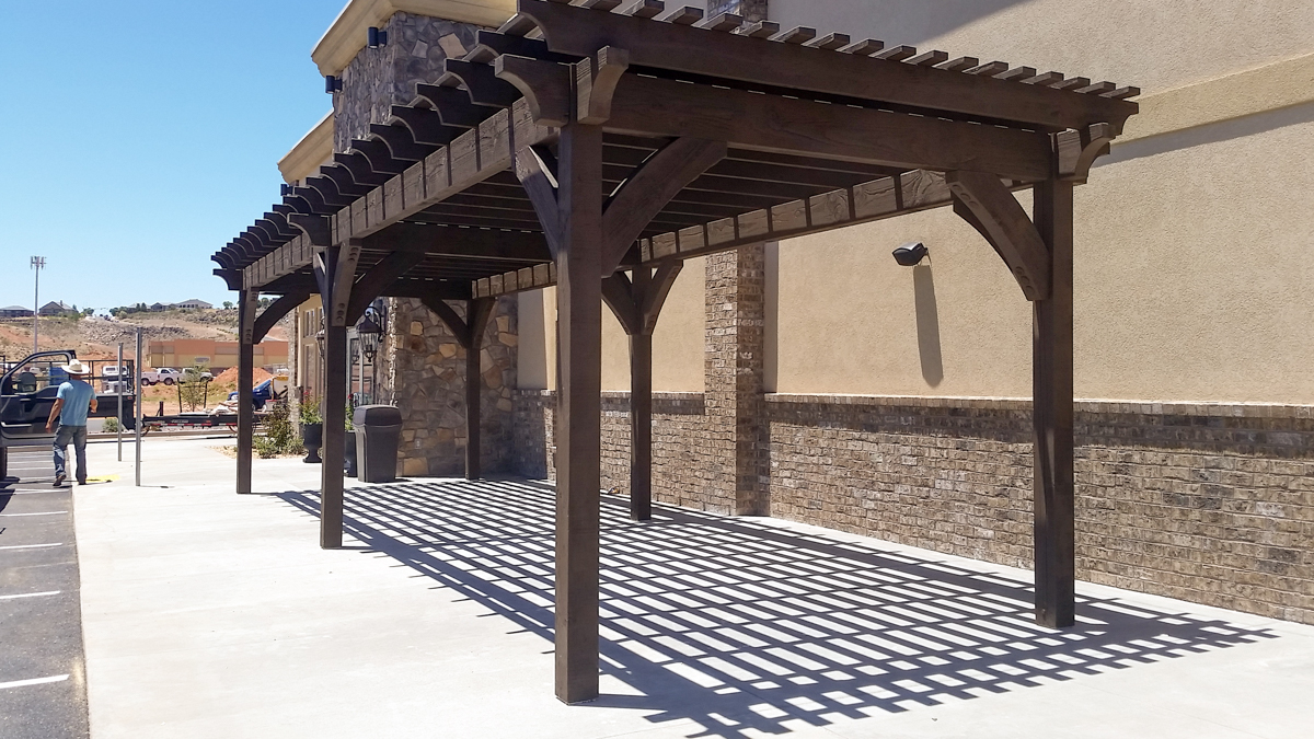 Kneaders-pergola-saint-george-5 shade pergola