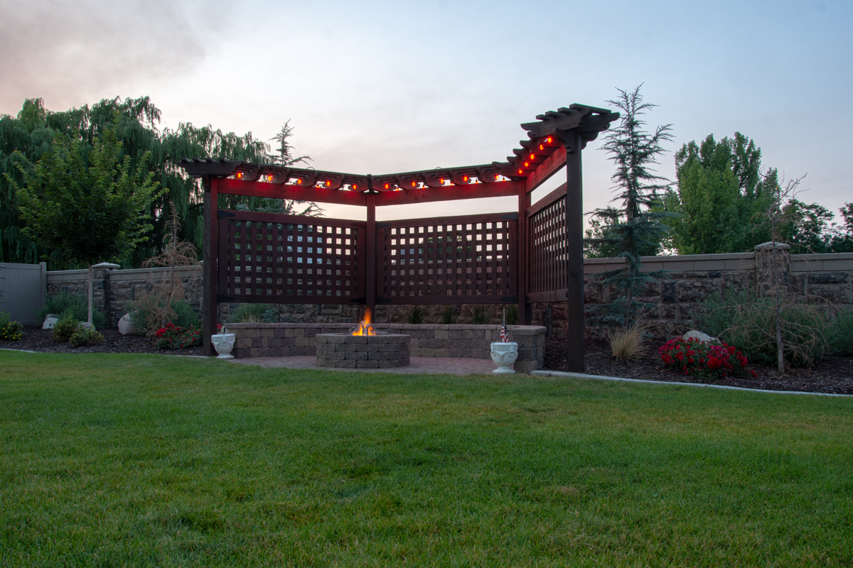 trellis lattices fire pit lights