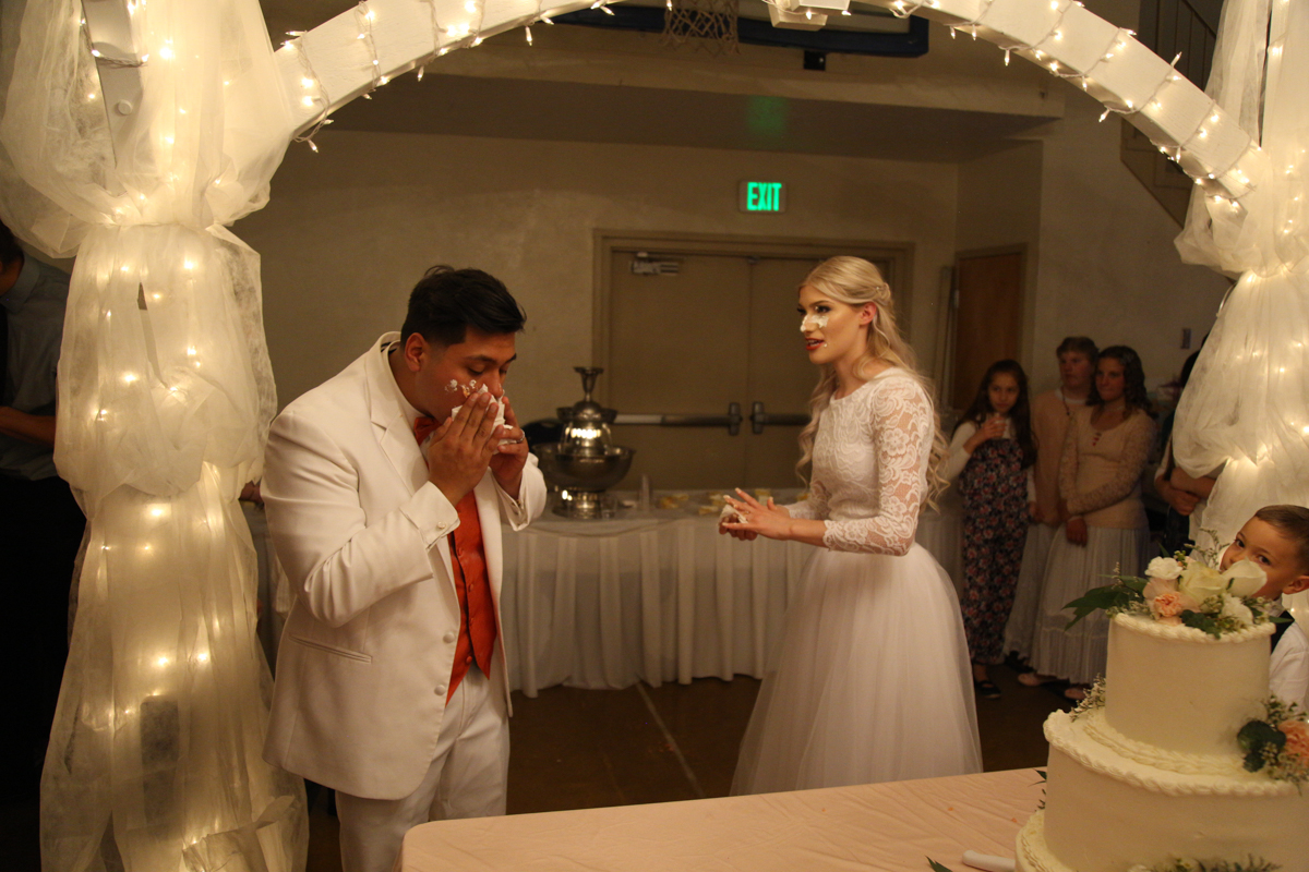 cake-smear-pergola-wedding
