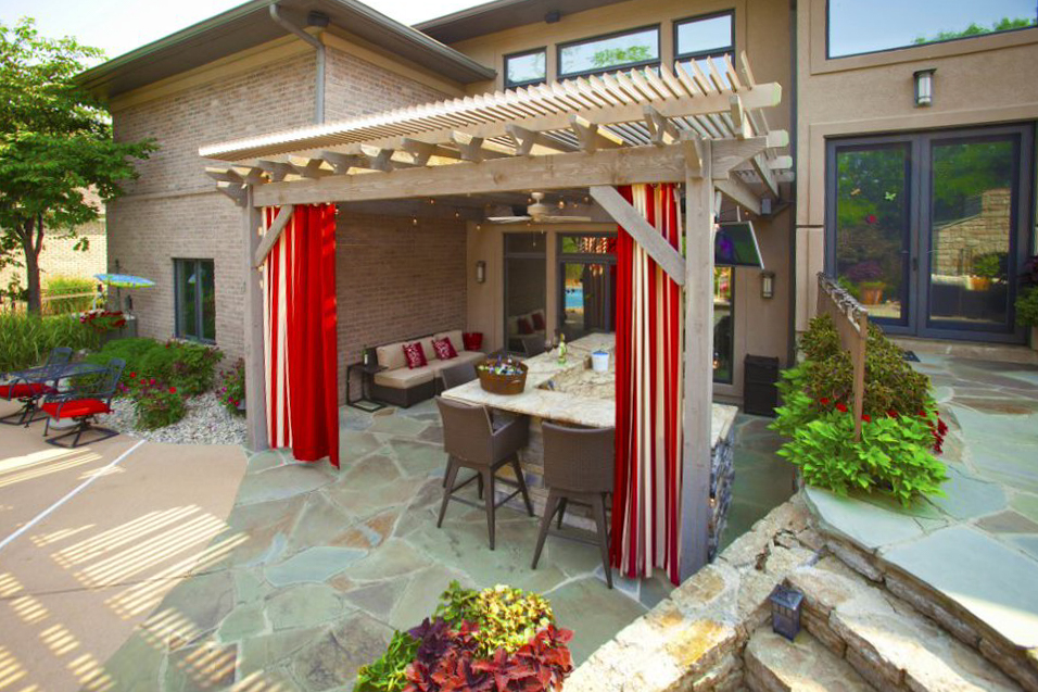 timber frame pergola tv