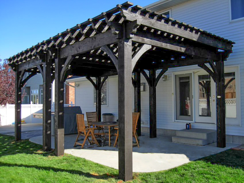 Martin-ebony-16×25-pergola