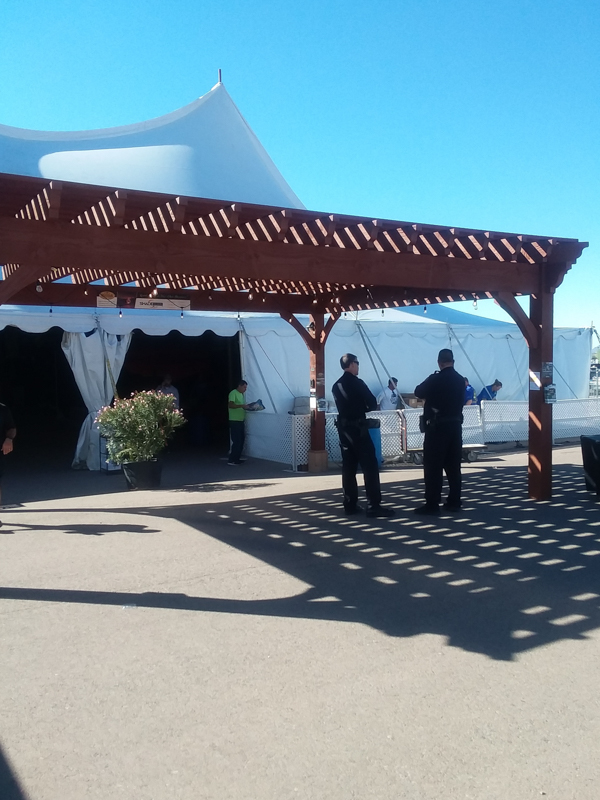install-home-show-pergola-pavilion-32
