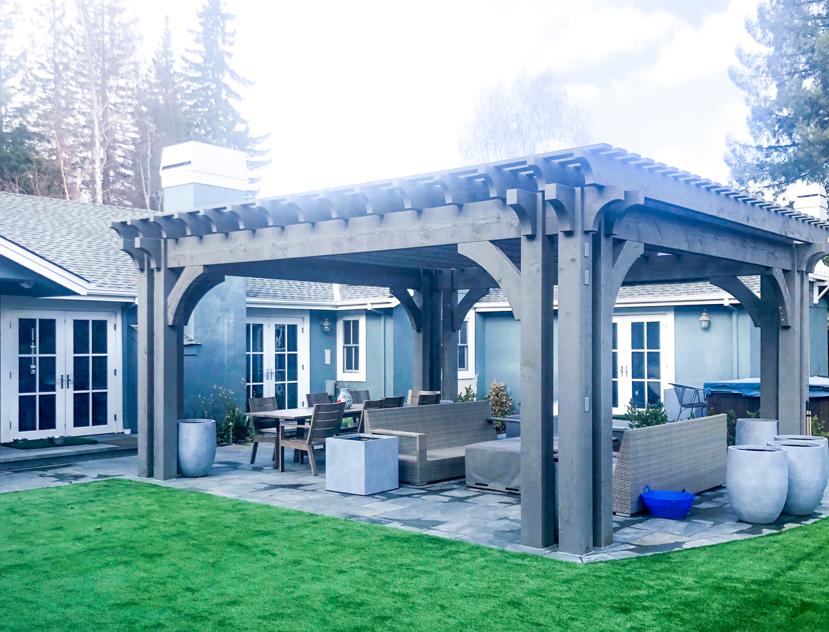 Triple post pergola kit