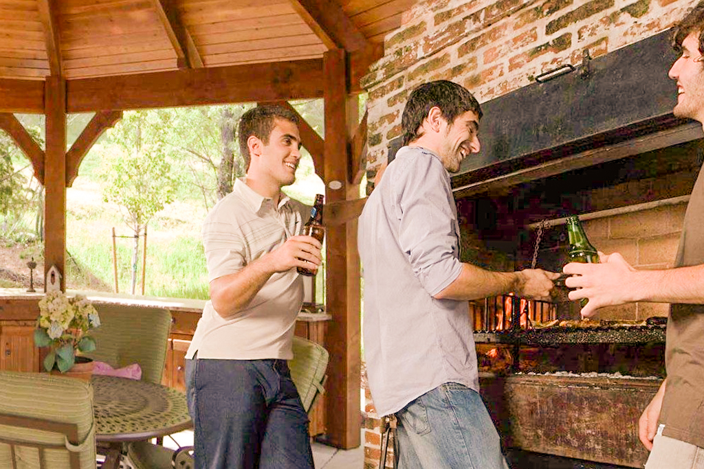 outdoor-kitchen-gazebo-700 covered outdoor kitchen ideas