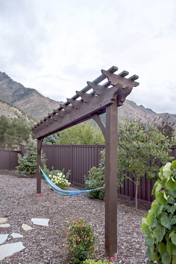 hanging hammock on outdoor structure