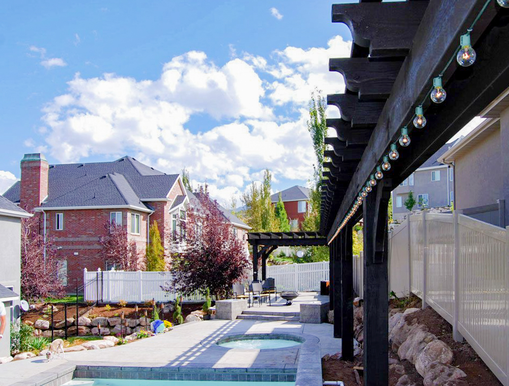 Beutler-lights-arbor trellis shade pool