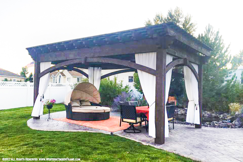 bedroom-owens-pergola-curtains-2