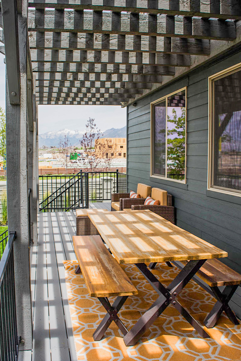 table pergola attached