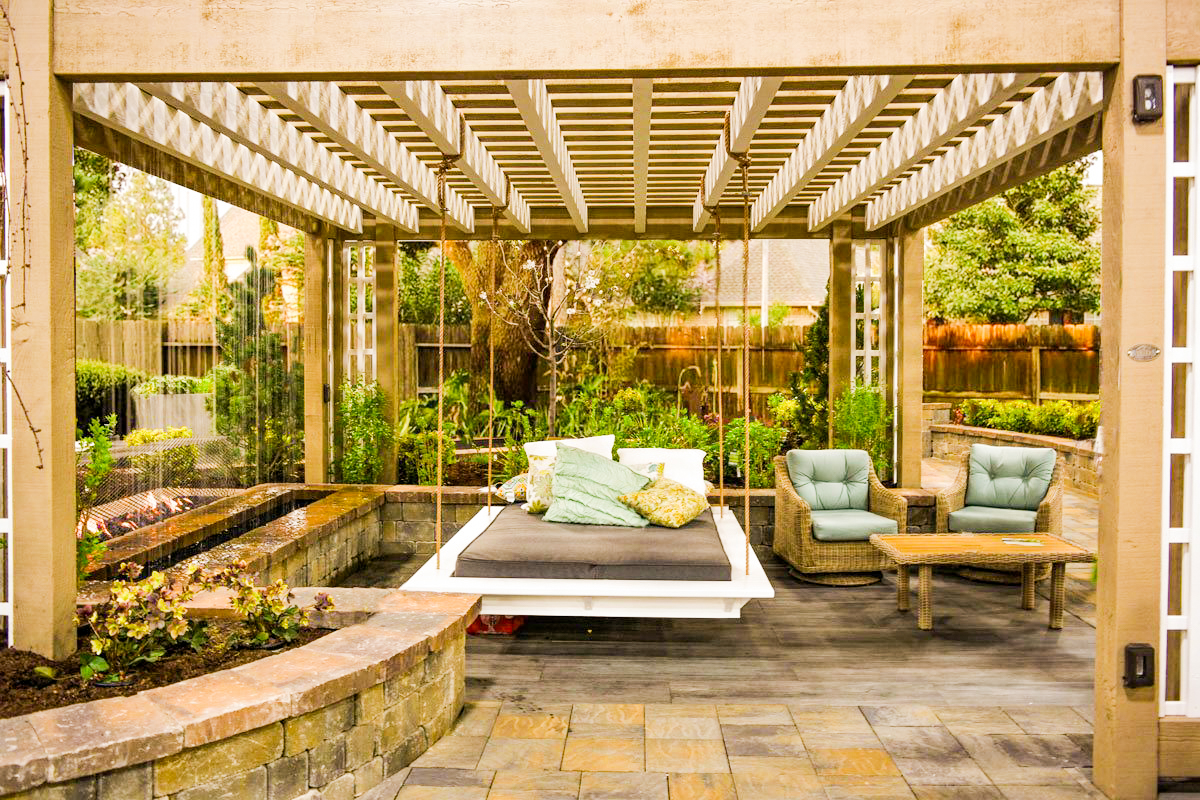 suspended bed pergola