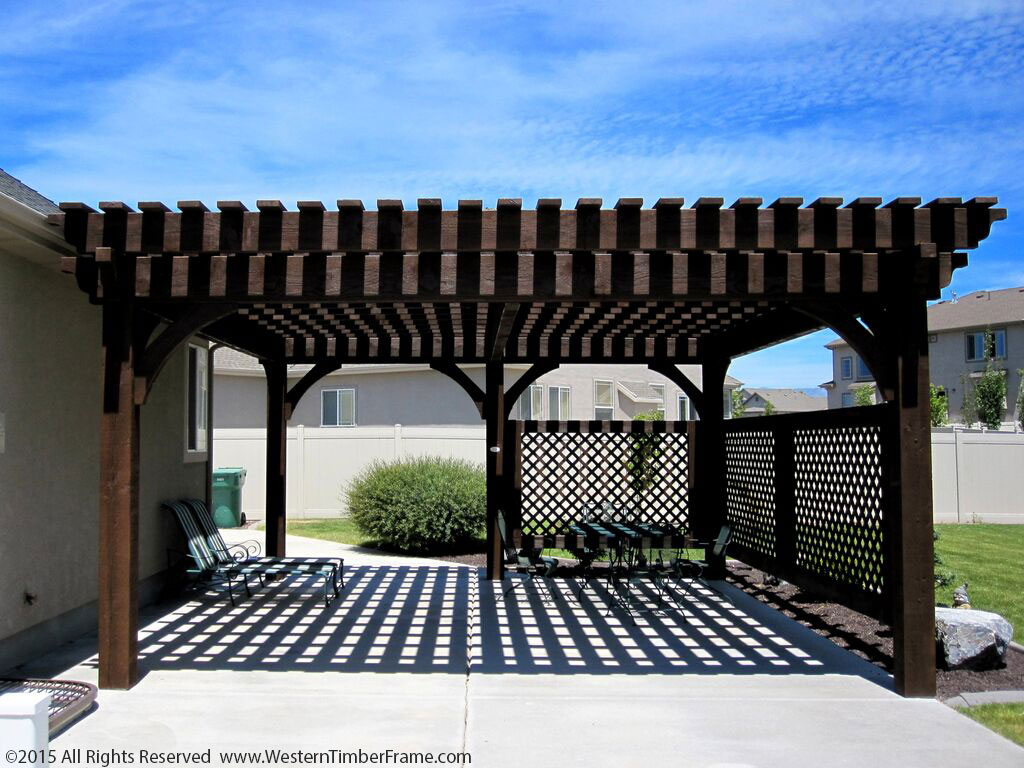 lameres-pergola-shadescape-privacy-walls1