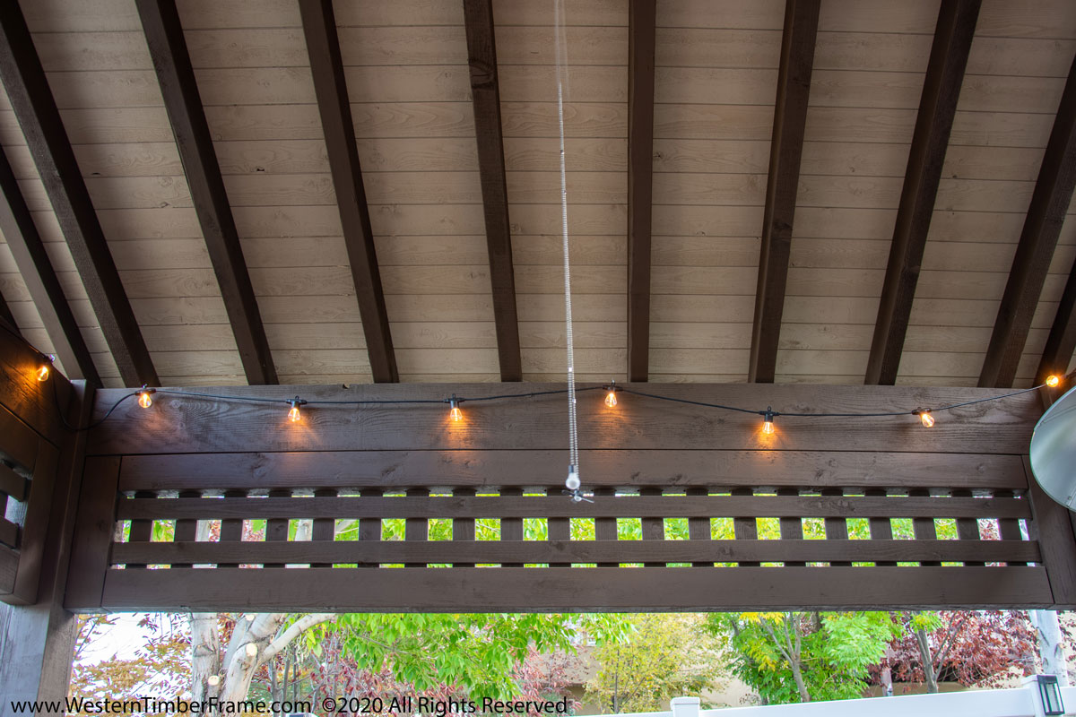 roof-Conner-pavilion-4114lights privacy lattice