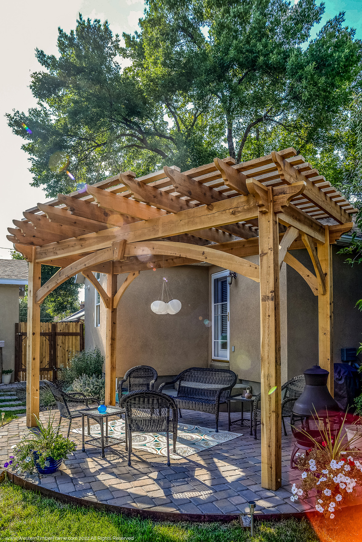 natural pergola cantilever