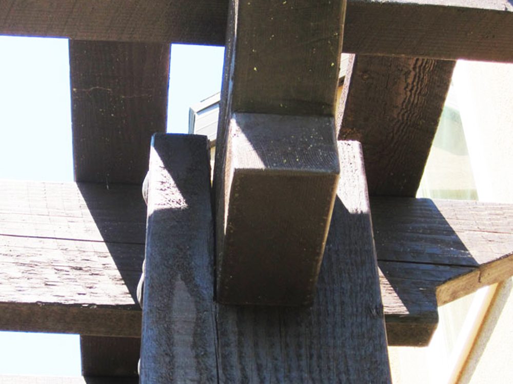 post-cracking-out conventional chainsaw timber framing cracking out
