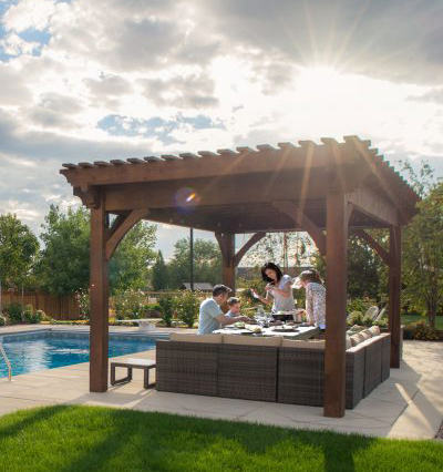 family-pergola-picnic-pool-400×599 pergola picnic pool family