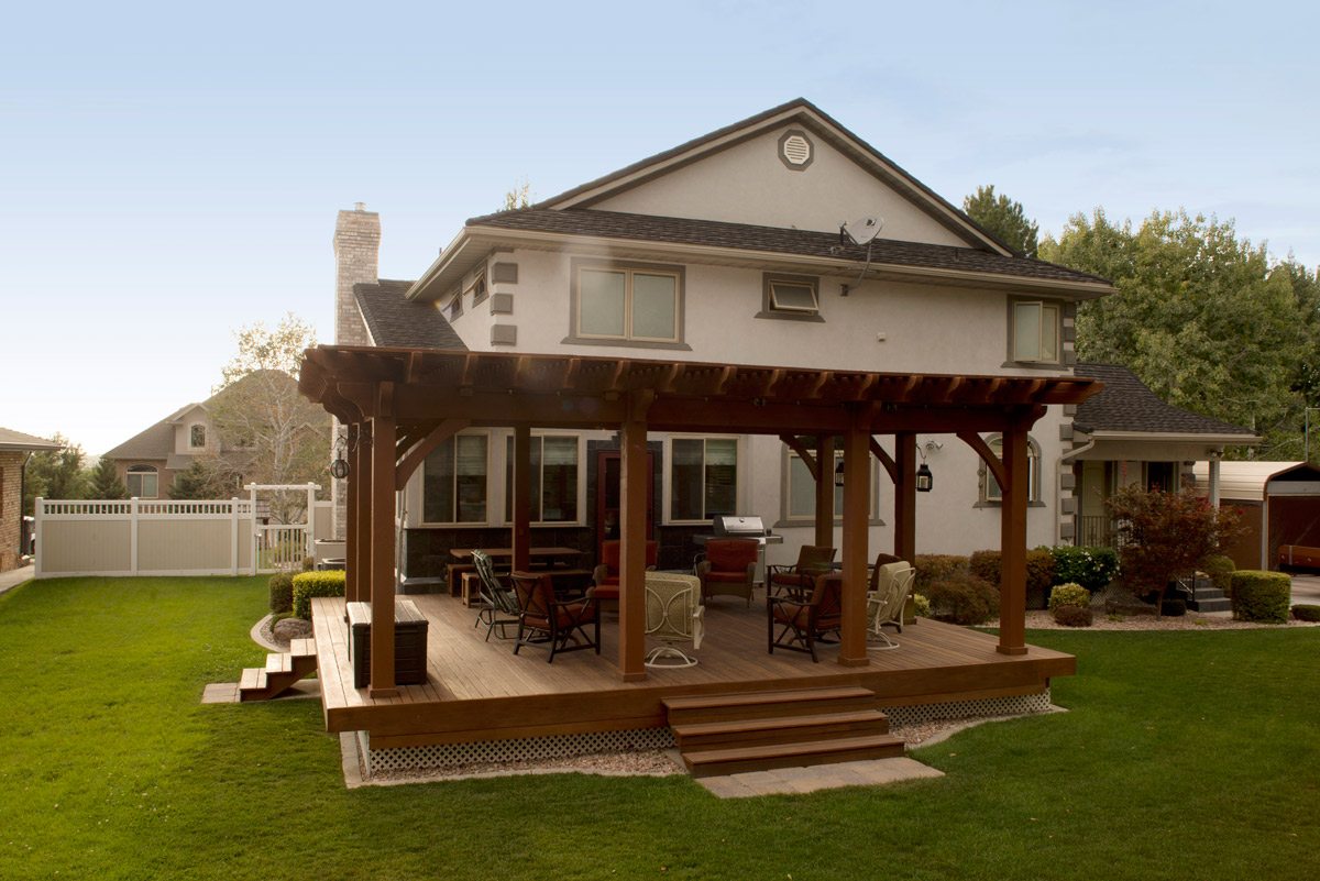 Backyard Deck Pergola: Lattice FullWrap™ Cantilever Roof ...