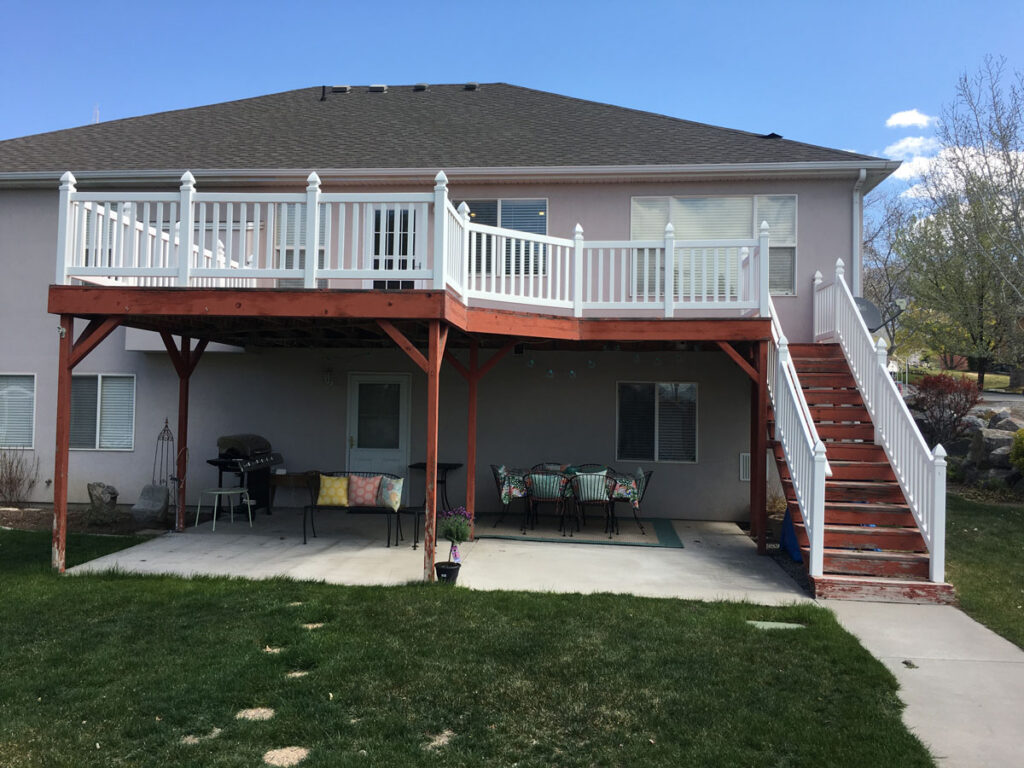 susan-earls-deck-before deck before installing a timber frame pergola