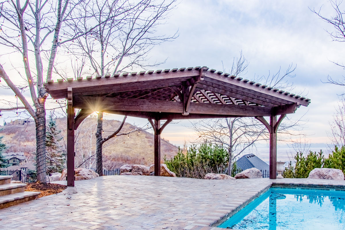 Horgesheimer-pergola-triangle-pool pergola triangle