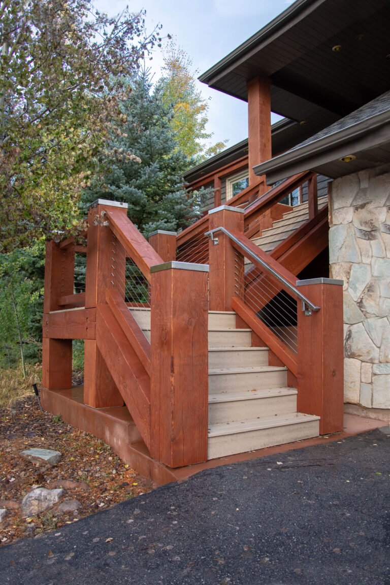 2 Decks w/Stainless Steel Post Covers & Cable Railing